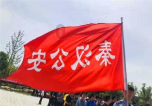 小汽车的太空梦