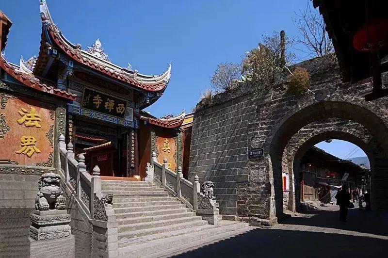 给小怪喂食